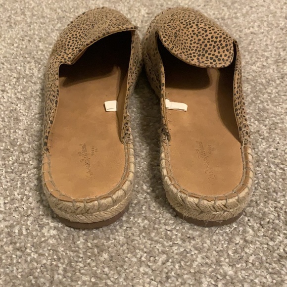 Slip on polka dot pattern shoes - Picture 3 of 4